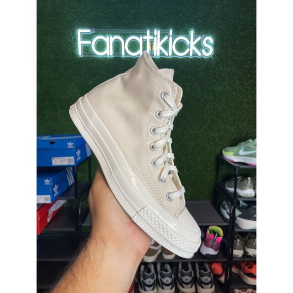Converse Chuck Taylor All Star Womens Size 8 Shoes Light Beige Sneakers 165504C - Picture 1 of 8